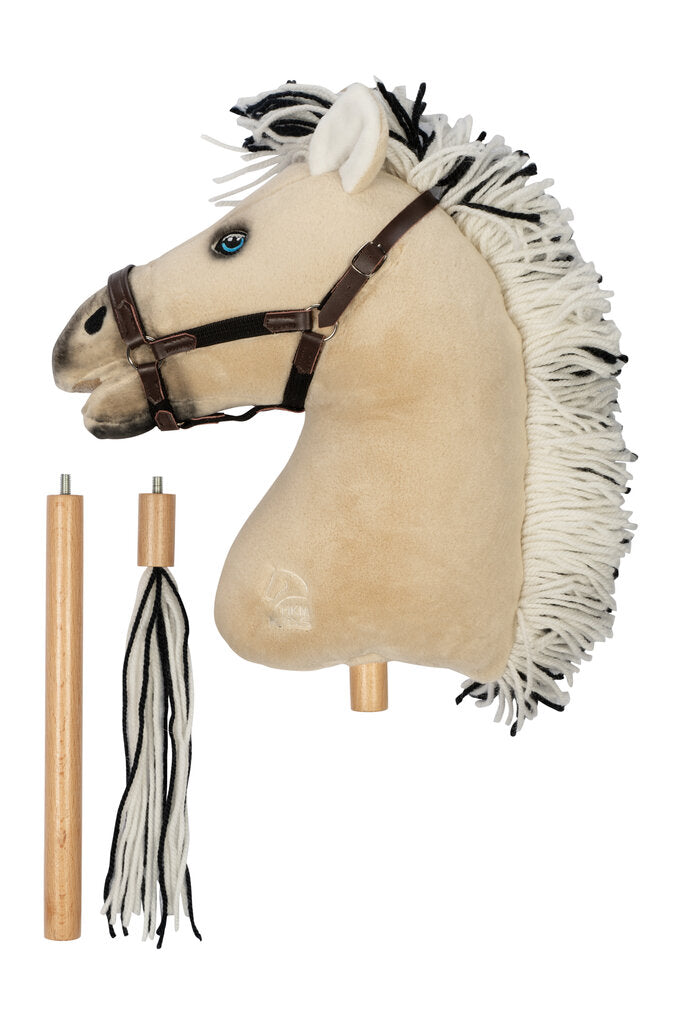 Hobby Horse Norweger mit Halfter und Schweif
