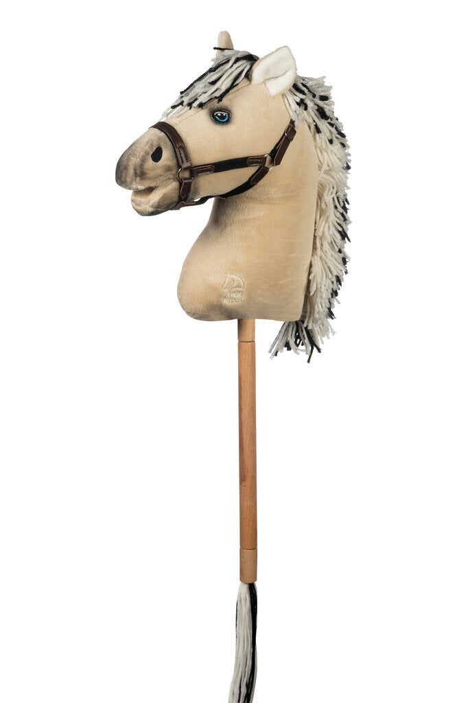 Hobby Horse Norweger mit Halfter und Schweif