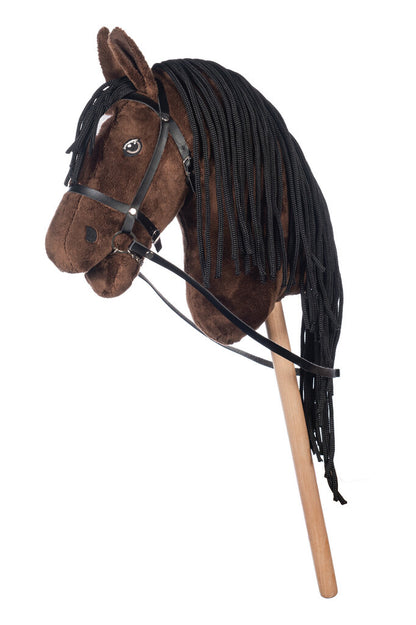 Braunes hobby horse mit Stern und schwarzer mähne