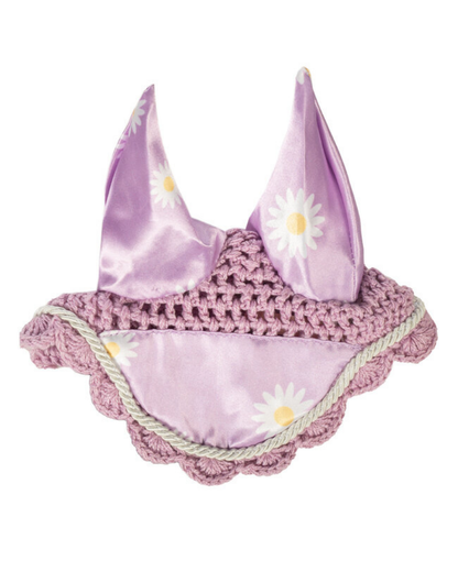 Aufnahme einer freigestellten Hobby Horse Fliegenhaube/Fliegenmaske von HKM Hobby Horsing in hellem lila mit süßen Gänseblümchen