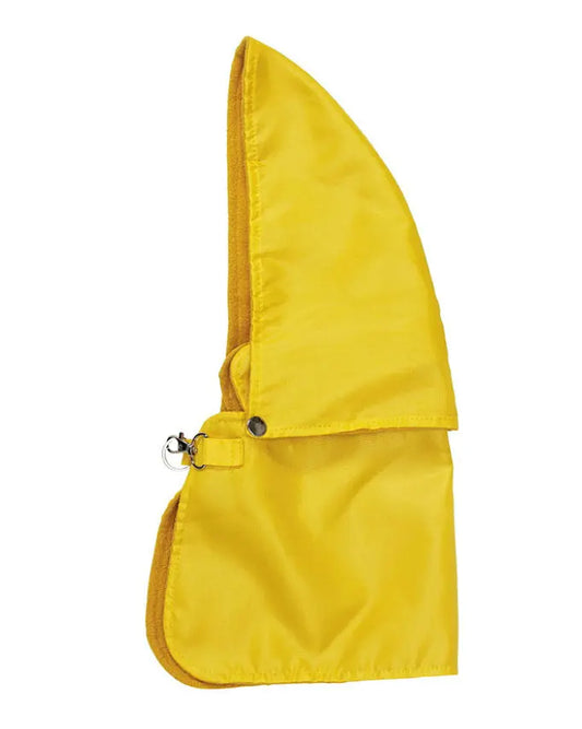 Hobby Horse Regenschutz mit Kapuze Gelb | Panduro Regendecke für Steckenpferd