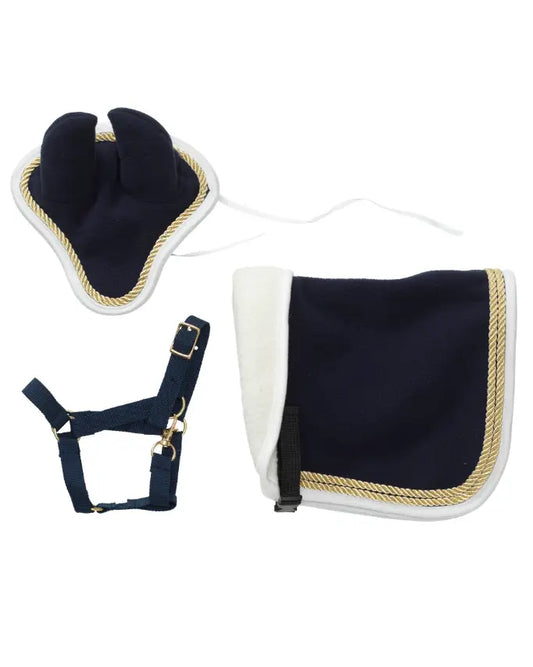 hochwertiges panduro hobby horse set aus einer dunkelblauen fleece hobby horse paradedecke, einem dunkelblauen hobby horse halfter und einer dunkelblauen fleece fliegenhaube mit goldkordel
